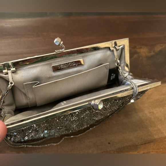 Beautiful Y2k Kate Landry Silver Sequin Clutch Purse Handbag Shoulder Bag - Picture 8 of 12